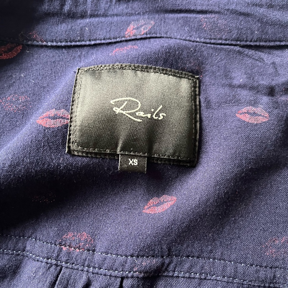 Rails button up - Picture 2 of 5